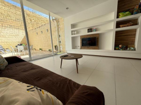 Comfy Home near Marsalforn's Promenade